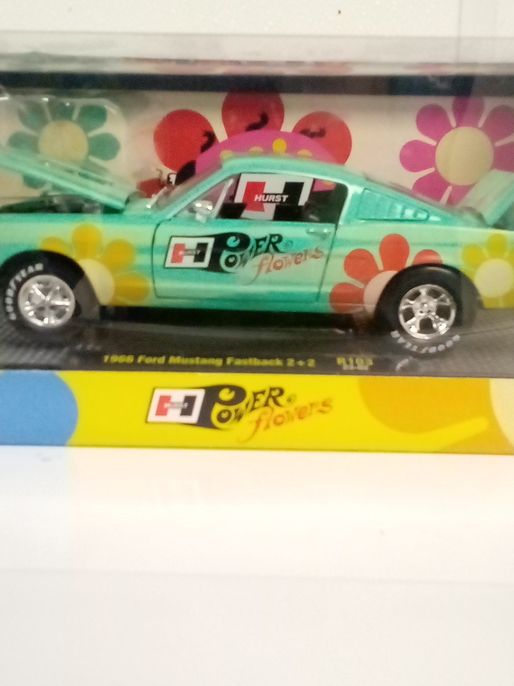 M2 Machines 1999 Ford Mustang Fastback 2+2 Green & Yellow Die-Cast Car